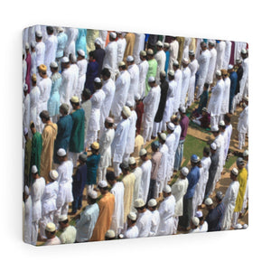 Printed in USA - Canvas Gallery Wraps - Kolkata, West Bengal, India - 7/18/2015 - Muslim prayer - Islam